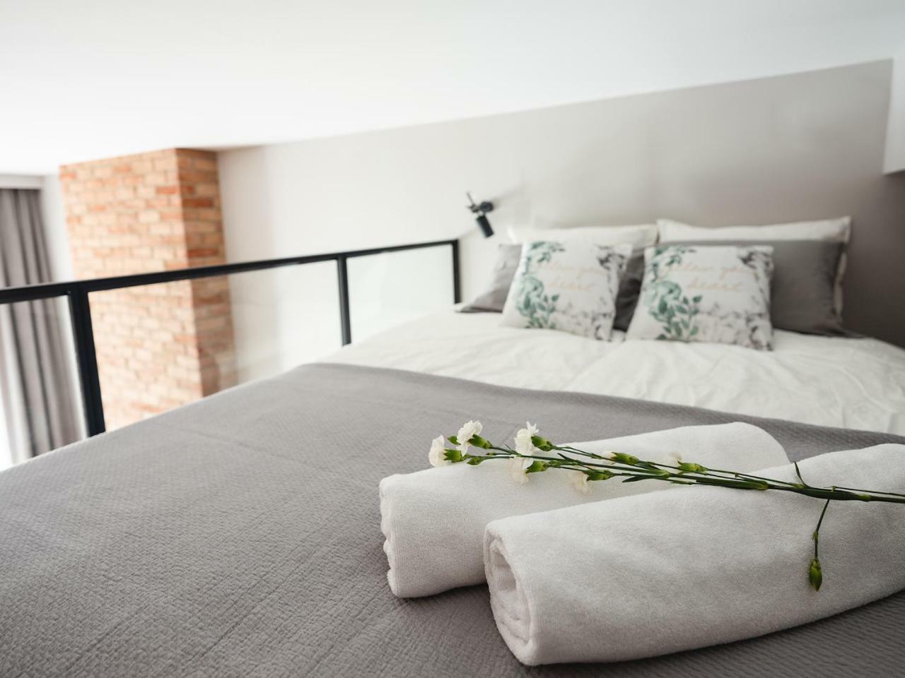 Loft Apartment Cracow Old Town 3Min Main Sq Cracóvia Exterior foto